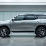 Toyota Fortuner 2026 प्रीमियम SUV में मजबूत पकड़,दमदार लुक और हाई रोड प्रेजेंस